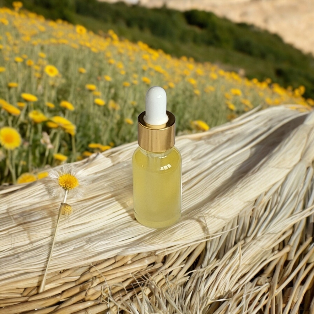 The Serum Lavender With Dandelion Infusion Luxury Age Defying Hydration - Picture 2 of 12